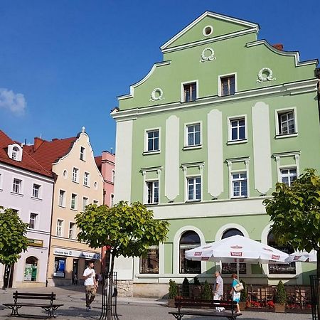 Apartament W Rynku For You Болеславец Екстериор снимка